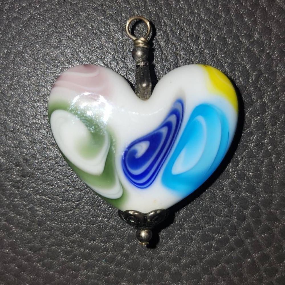 Glass Pendant - Picture 2 of 4
